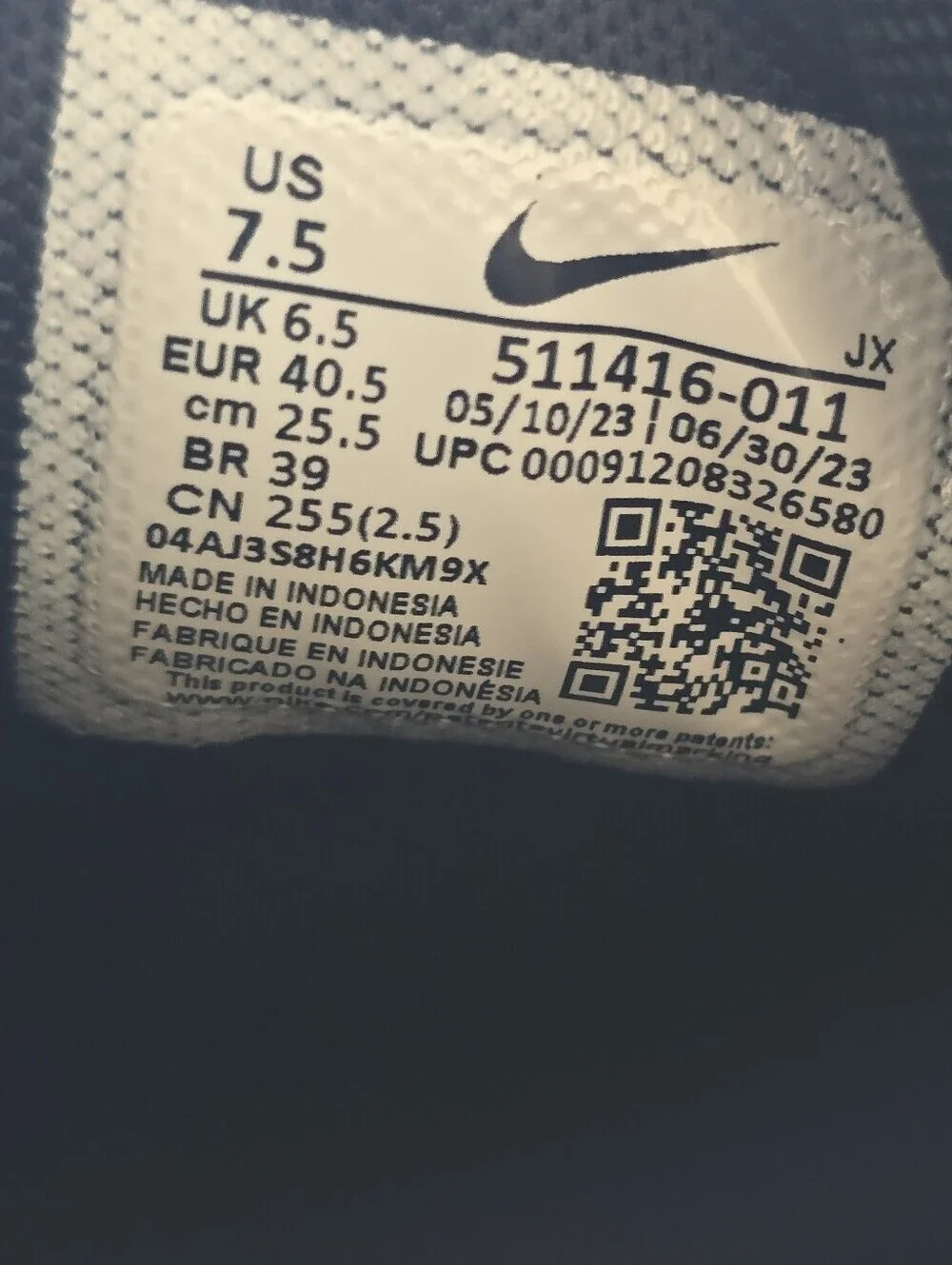 Nike Air Max Men's 7.5 Women's 9  Black White Gray Sneakers